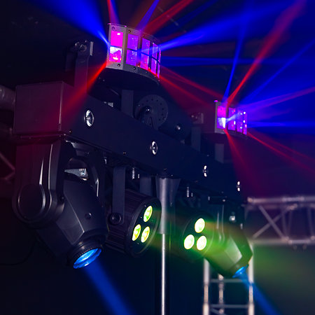 2K AUDIOVISUEL – Spécialiste en location et prestation de sonorisation, éclairage, vidéo et machines à effets à Thonon-les-Bains et dans la zone d’Anthy. Nous proposons des enceintes, micros, caissons de basses, DJ et équipements professionnels pour concerts, événements, mariages, séminaires et soirées privées. Solutions sur mesure avec installation et support technique disponibles